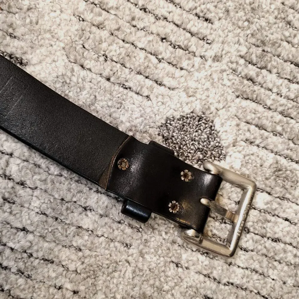 Black Genuine Leather Belt Size 40 Silver Tone Buckle Classic Men’s